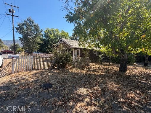 4235 Oak Street Property Photo 4