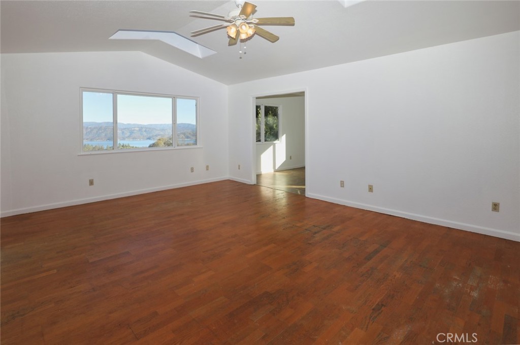9620 Tenaya Property Photo 7