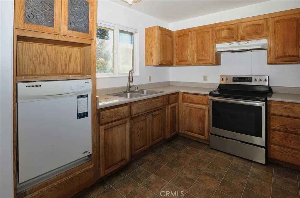 9620 Tenaya Property Photo 13