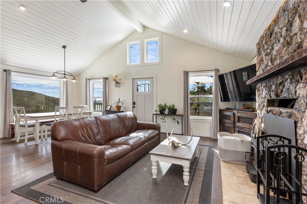 17390 Parnassus Road Property Photo 1