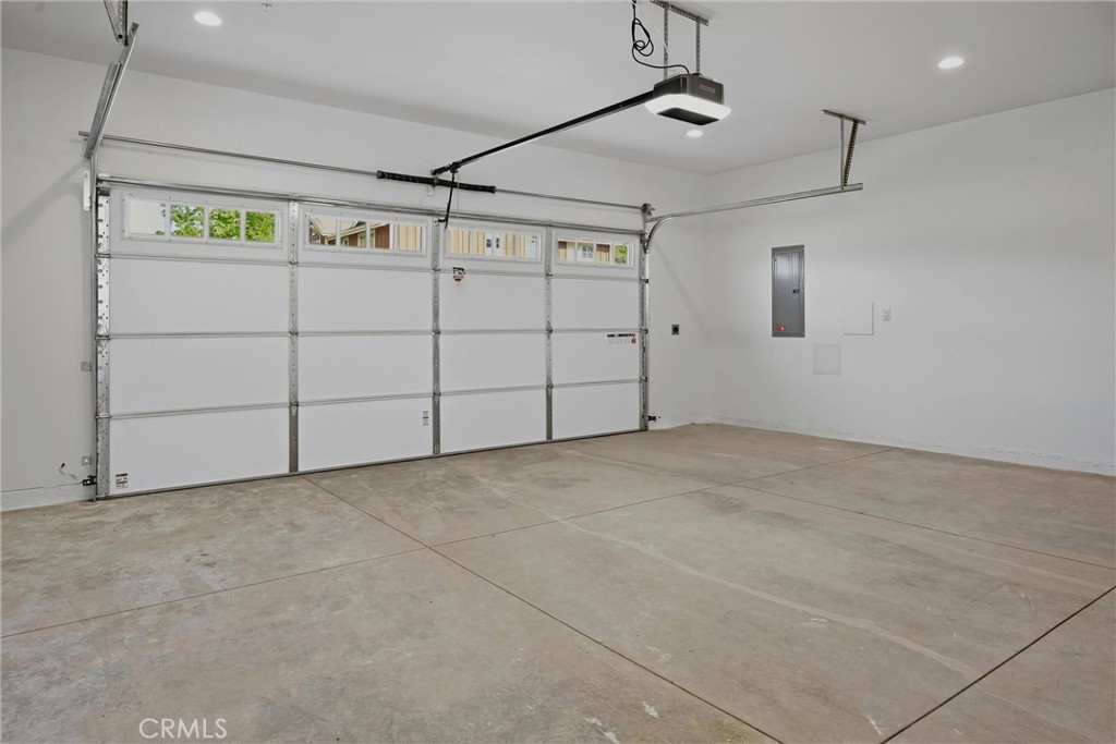 1267 Fenway Property Photo 6