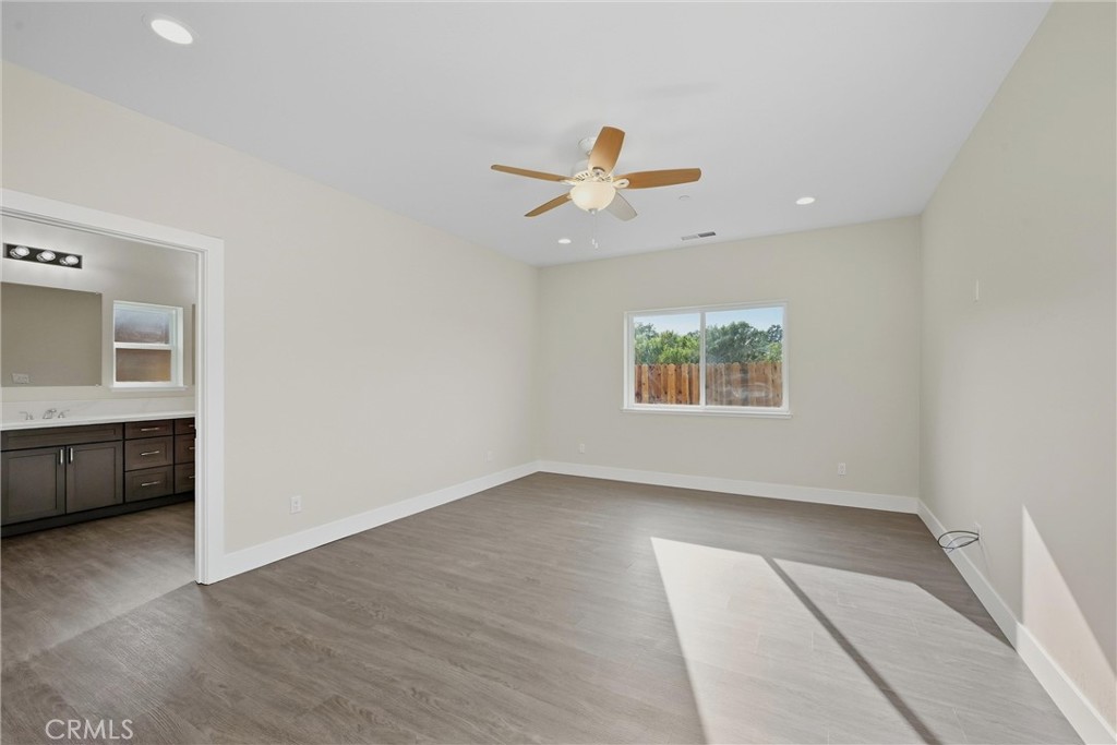1267 Fenway Property Photo 22