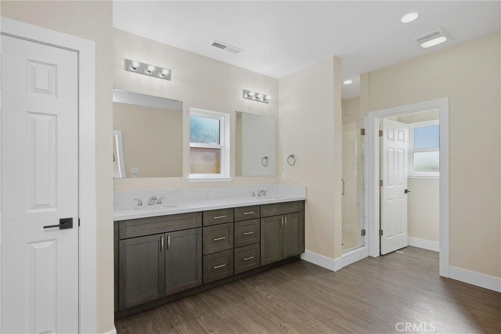 1267 Fenway Property Photo 23