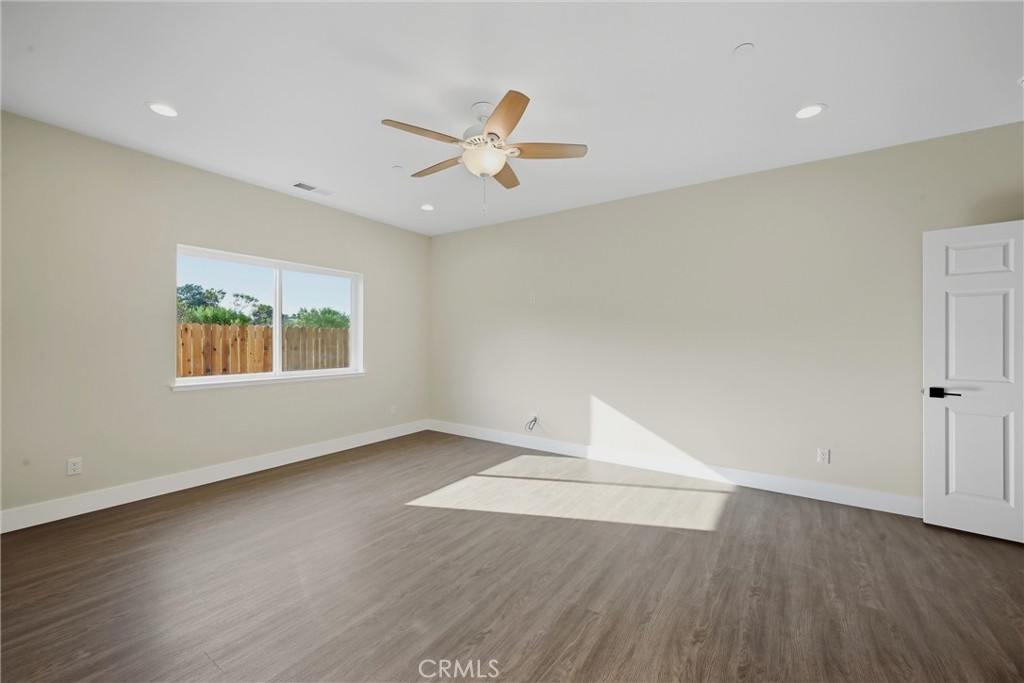 1267 Fenway Property Photo 25