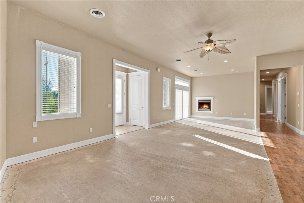 4967 Valley Court Property Photo 11