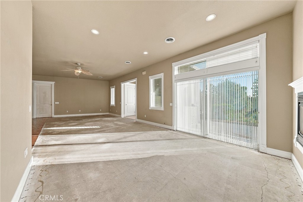 4967 Valley Court Property Photo 13
