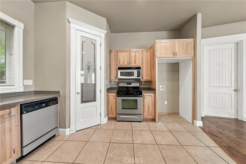 4967 Valley Court Property Photo 17