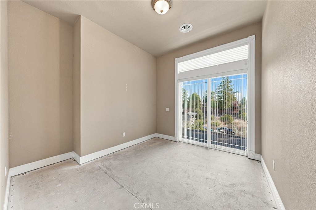 4967 Valley Court Property Photo 37