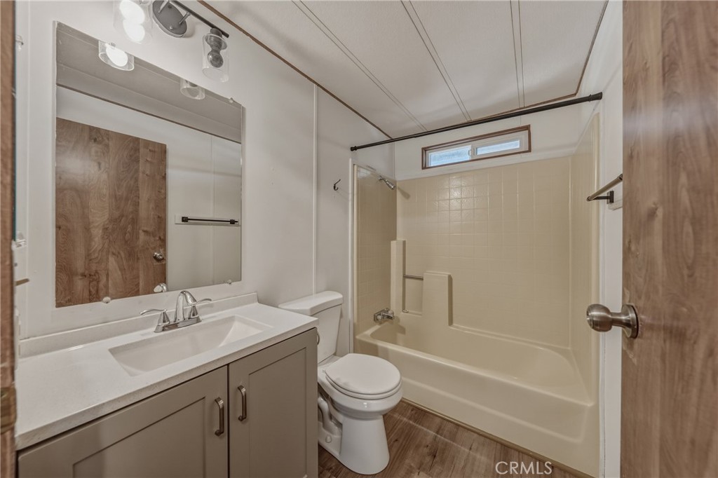 3313 Green Property Photo 24