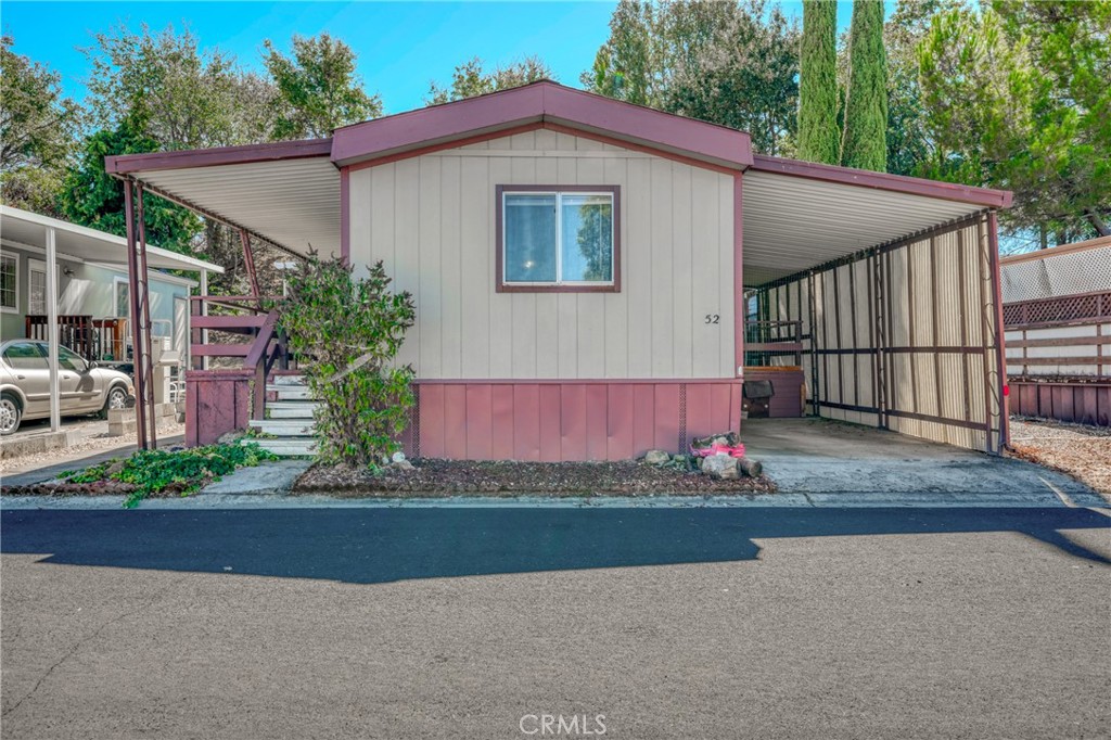 1025 Martin 52 Property Photo 2