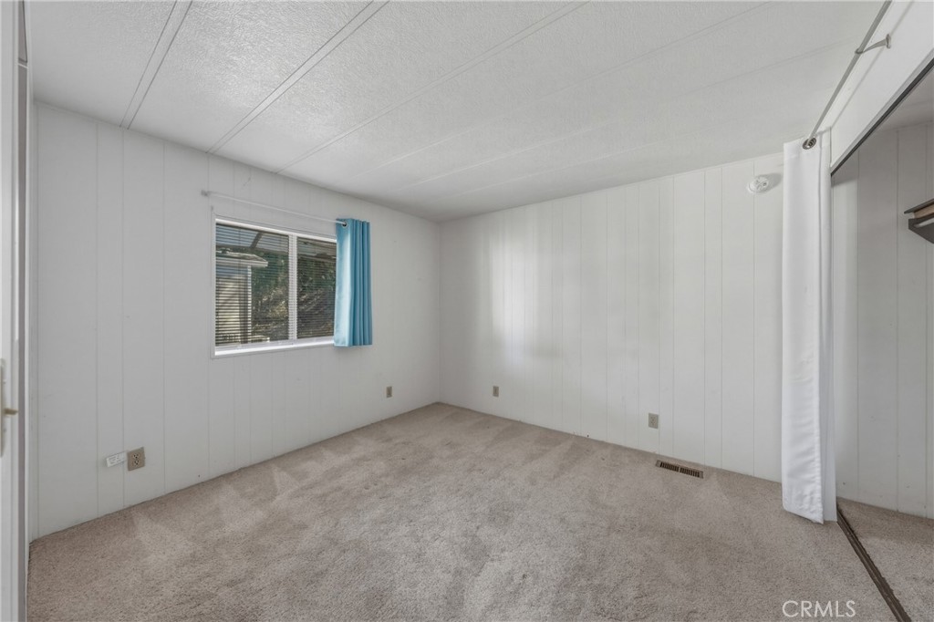 1025 Martin 52 Property Photo 15