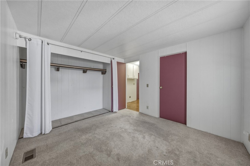 1025 Martin 52 Property Photo 16