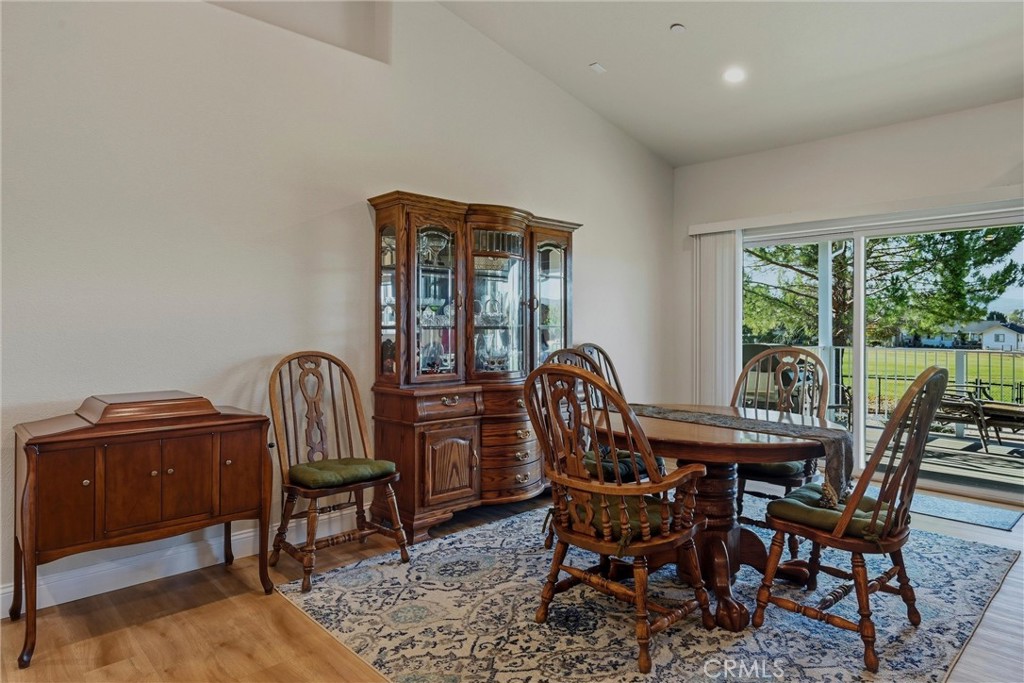 18733 Hidden Valley Road Property Photo 16