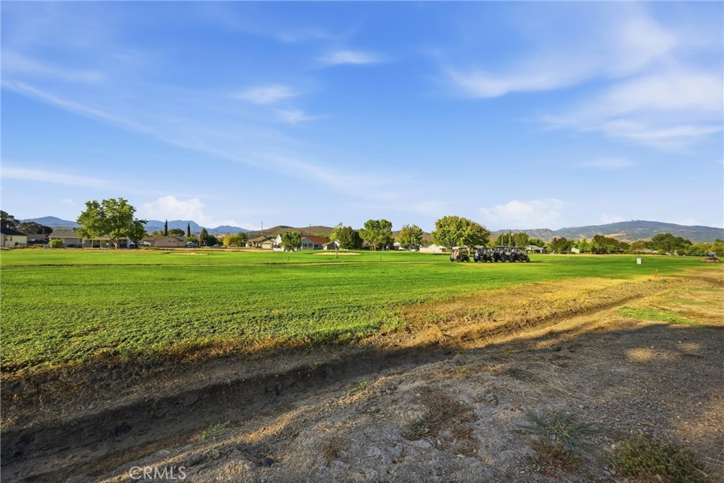 18733 Hidden Valley Road Property Photo 37