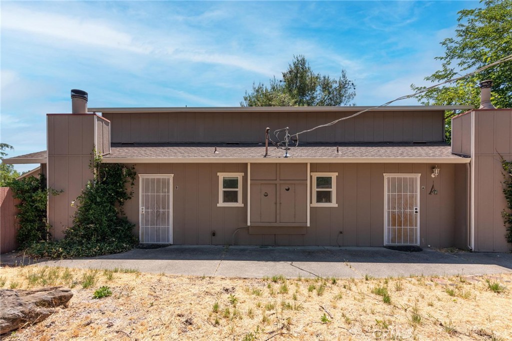 19306 Mountain Meadow S Property Photo 1