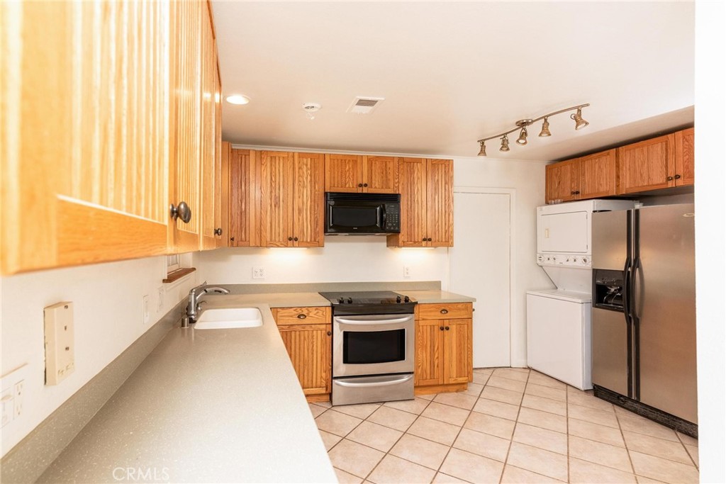 19306 Mountain Meadow S Property Photo 15