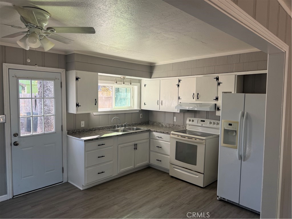 16085 19th Property Photo 2