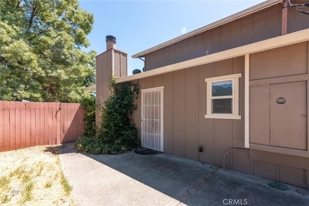 19306 Mountain Meadow S Property Photo 3