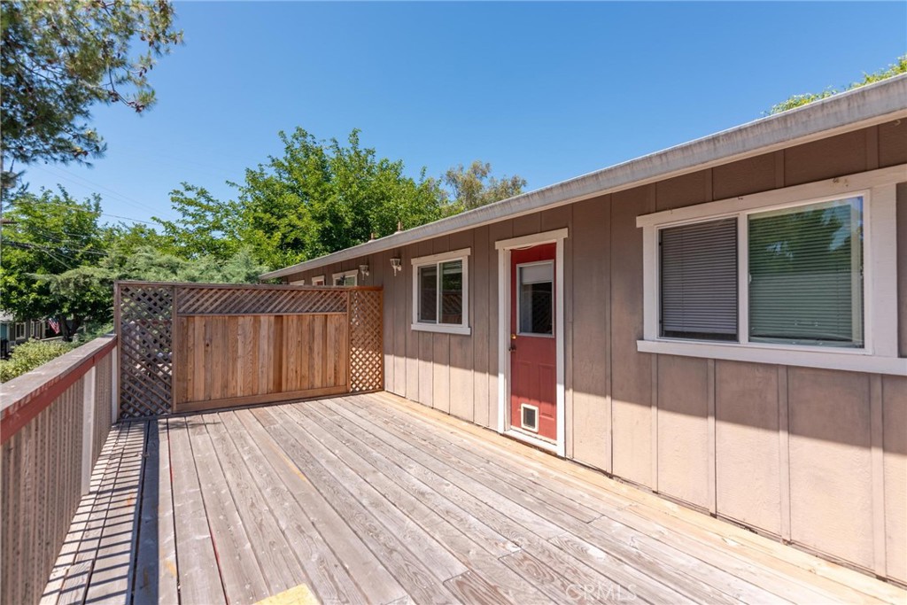 19306 Mountain Meadow S Property Photo 5
