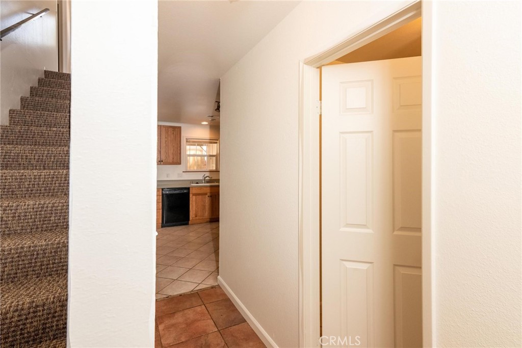 19306 Mountain Meadow S Property Photo 13