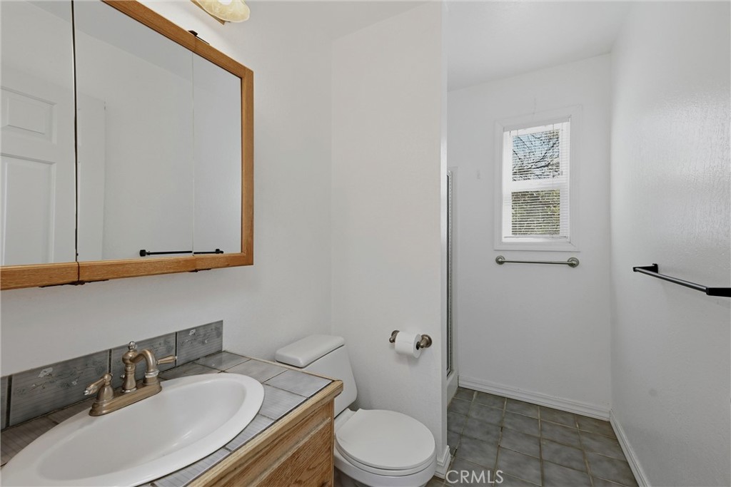 17198 Squirrelhill Property Photo 19