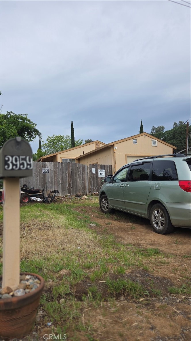 3959 Emile Ave. Property Photo 5