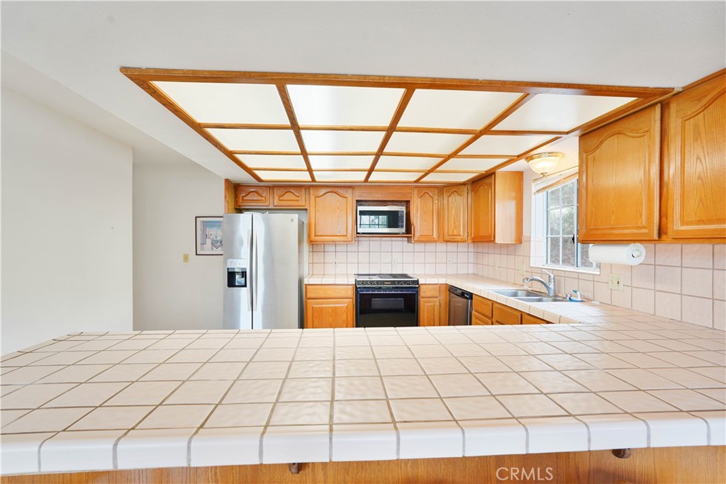 9517 Windflower Property Photo 32