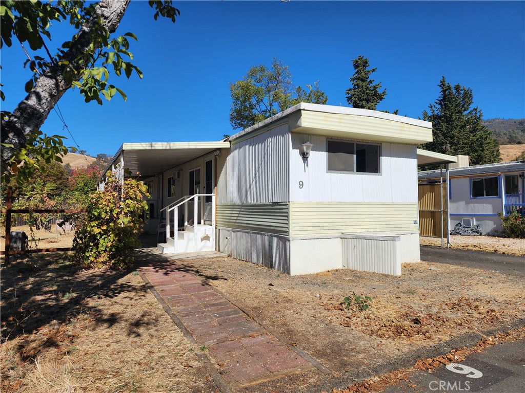 5890 E. Hwy 20 9 Property Photo 2