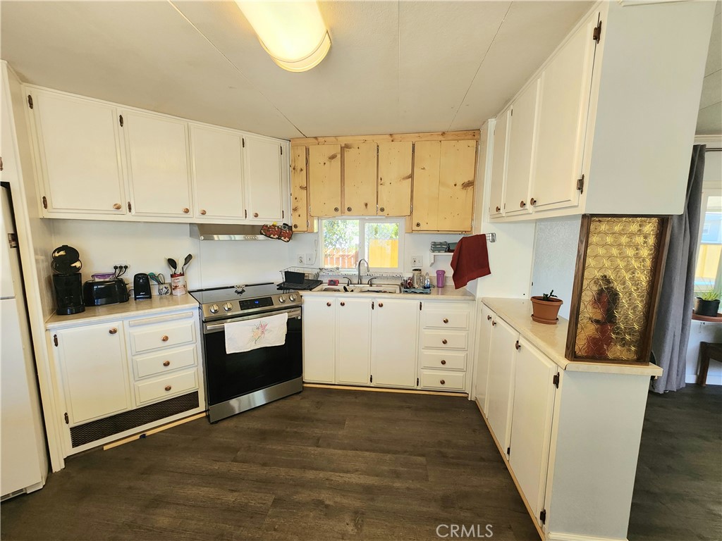 5890 E. Hwy 20 9 Property Photo 10
