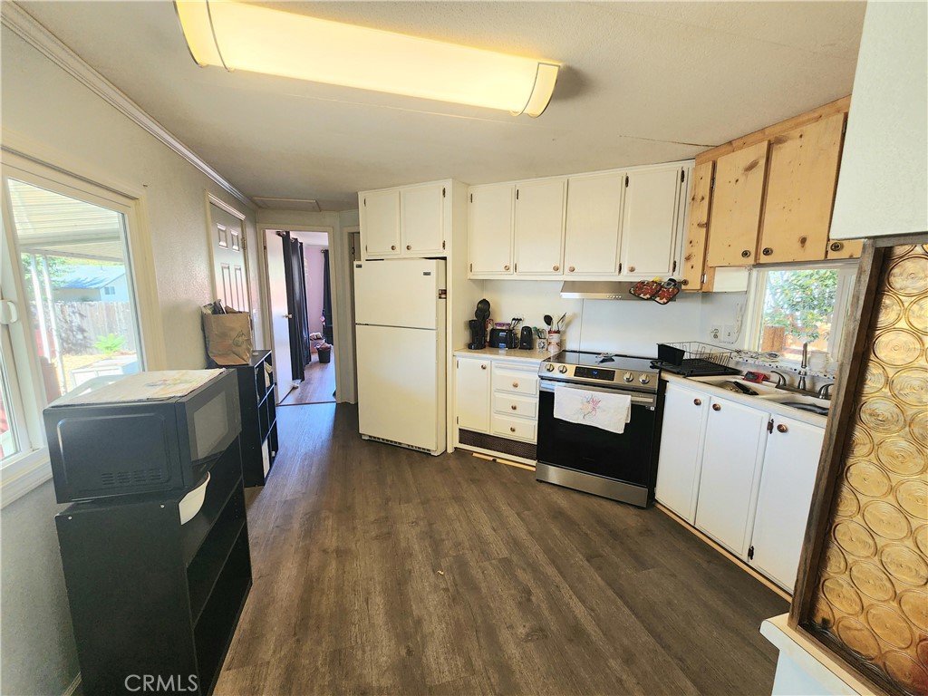 5890 E. Hwy 20 9 Property Photo 11