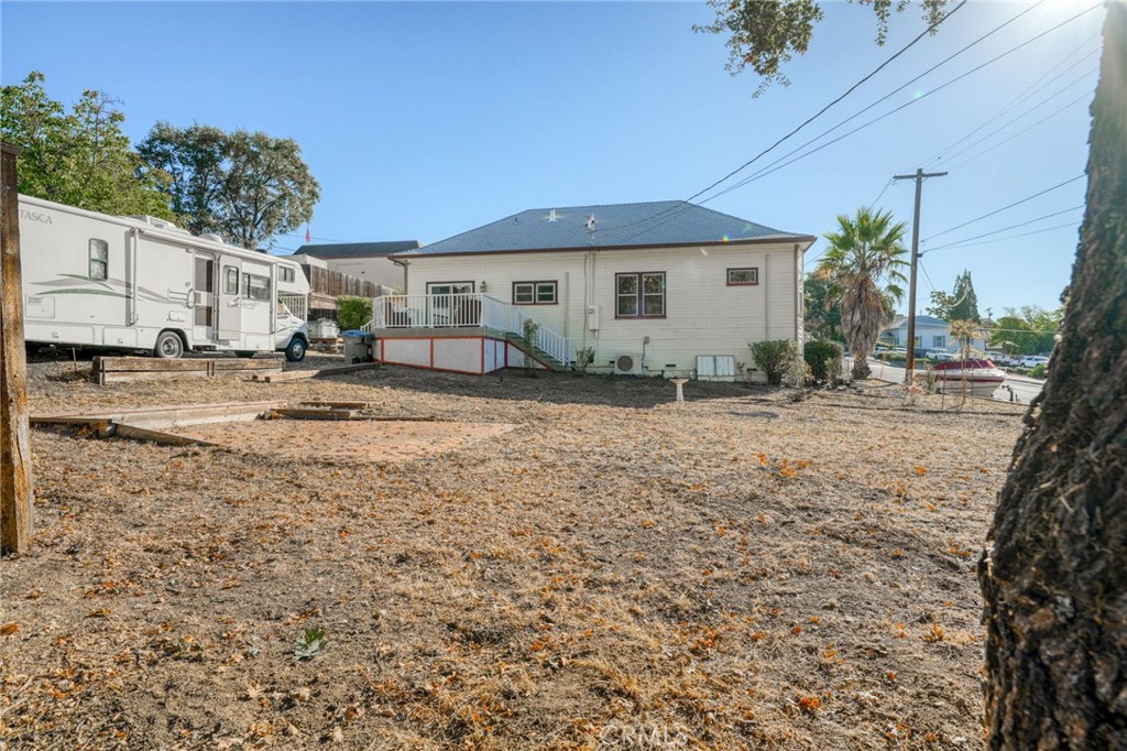 470 Second Street Property Photo 19