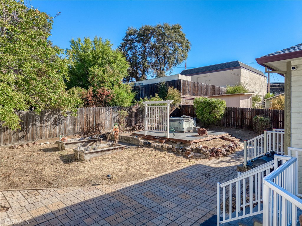 470 Second Street Property Photo 21