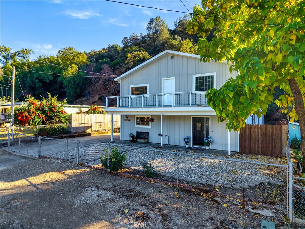 6843 Rosemont Drive Property Photo 4