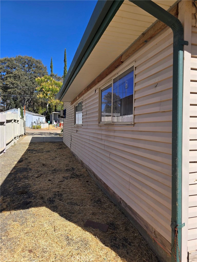 14613 Robinson Avenue Property Photo 6