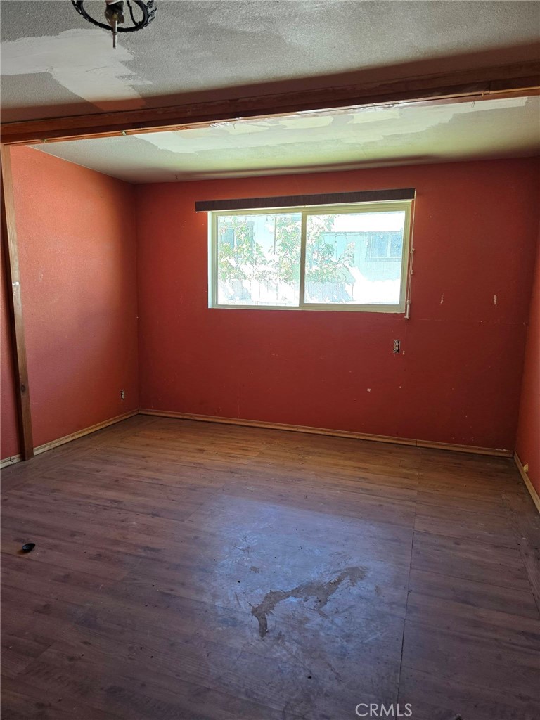 14613 Robinson Avenue Property Photo 16