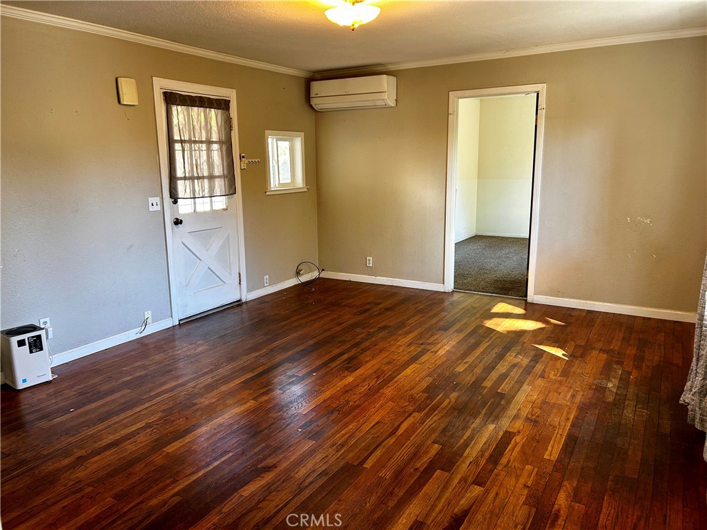 475 7th Property Photo 4
