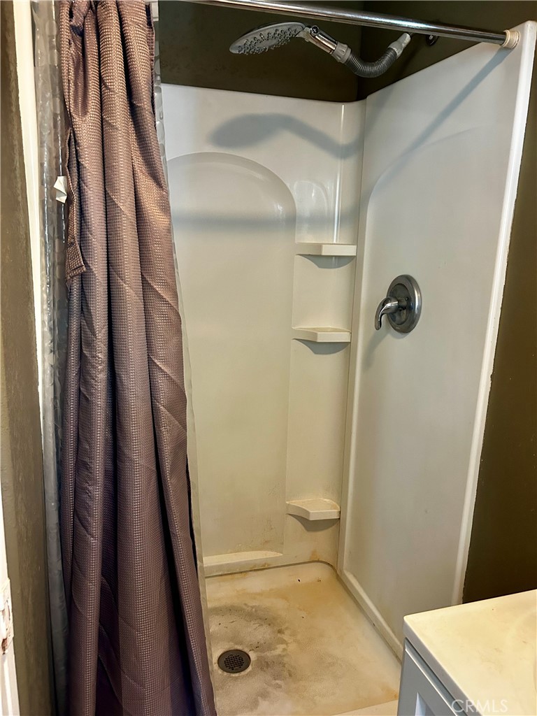 475 7th Property Photo 8