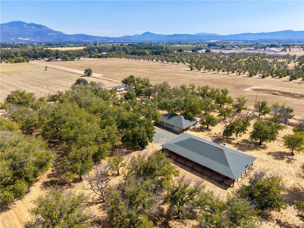 195 Mathews Property Photo 4