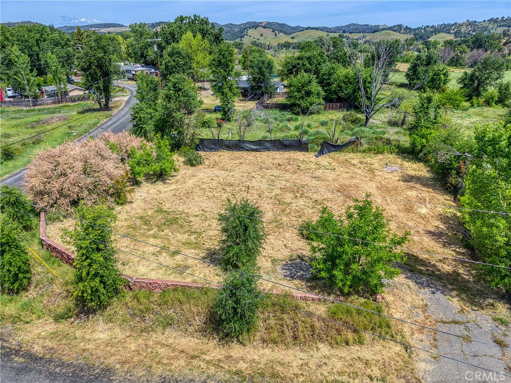 8812 Bass Court Property Photo 2