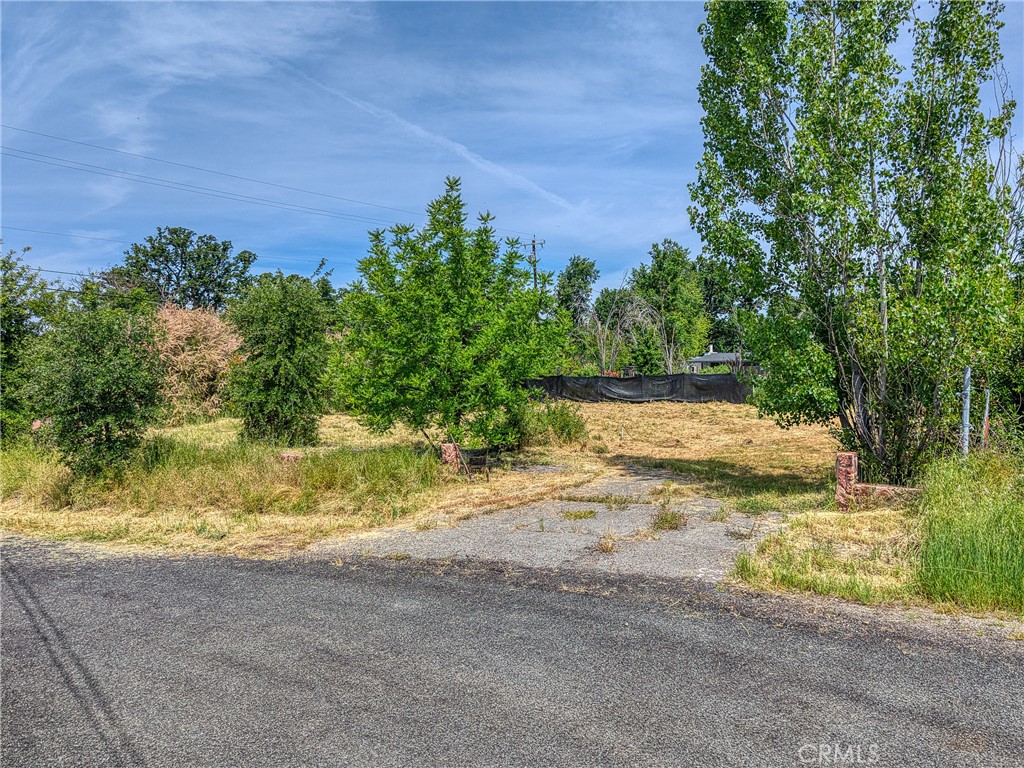 8812 Bass Court Property Photo 3
