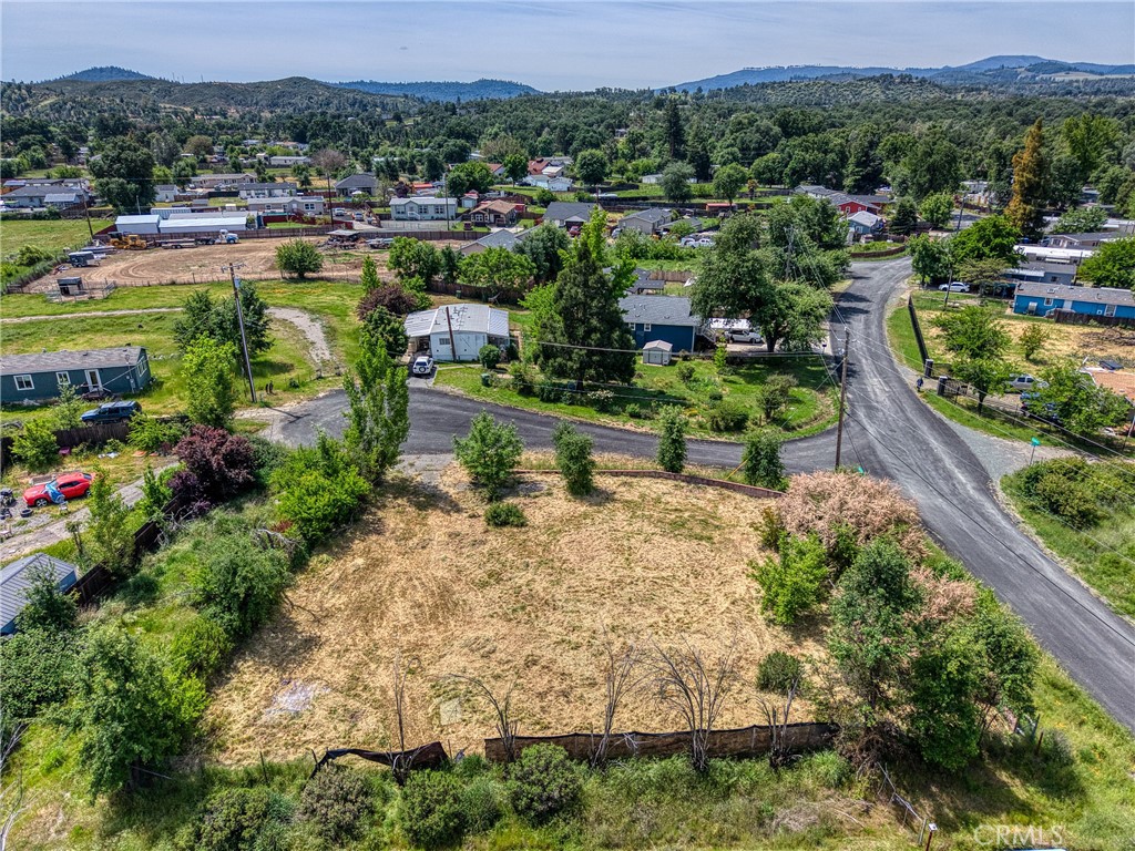 8812 Bass Court Property Photo 6