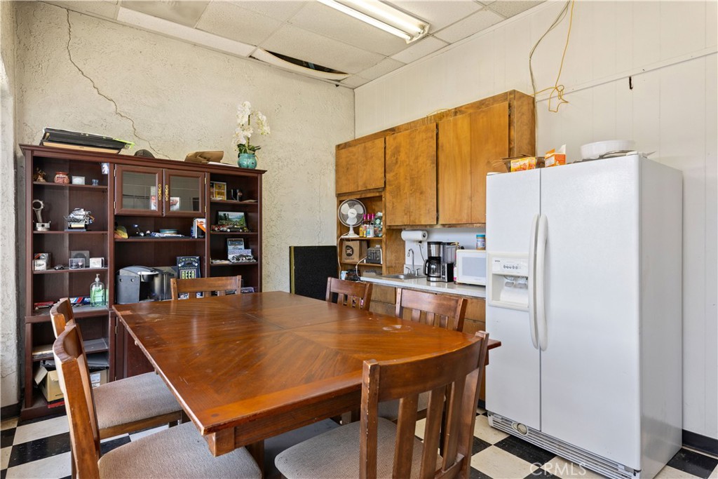 440 N Main Street Property Photo 17