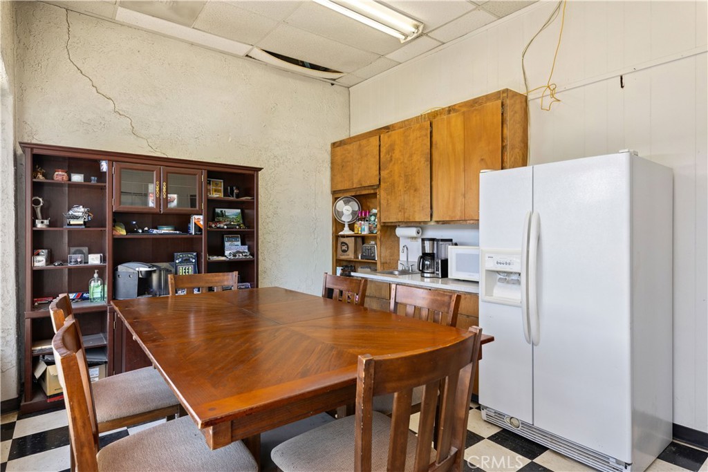 440 N Main Street Property Photo 18