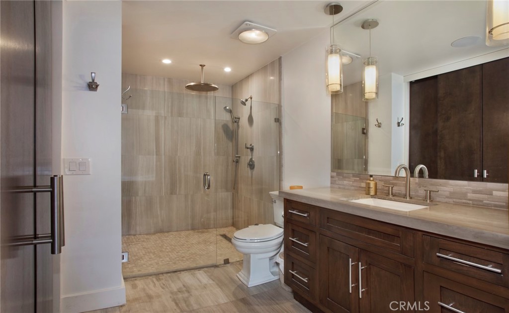 21783 Ocean Vista Drive Property Photo 9