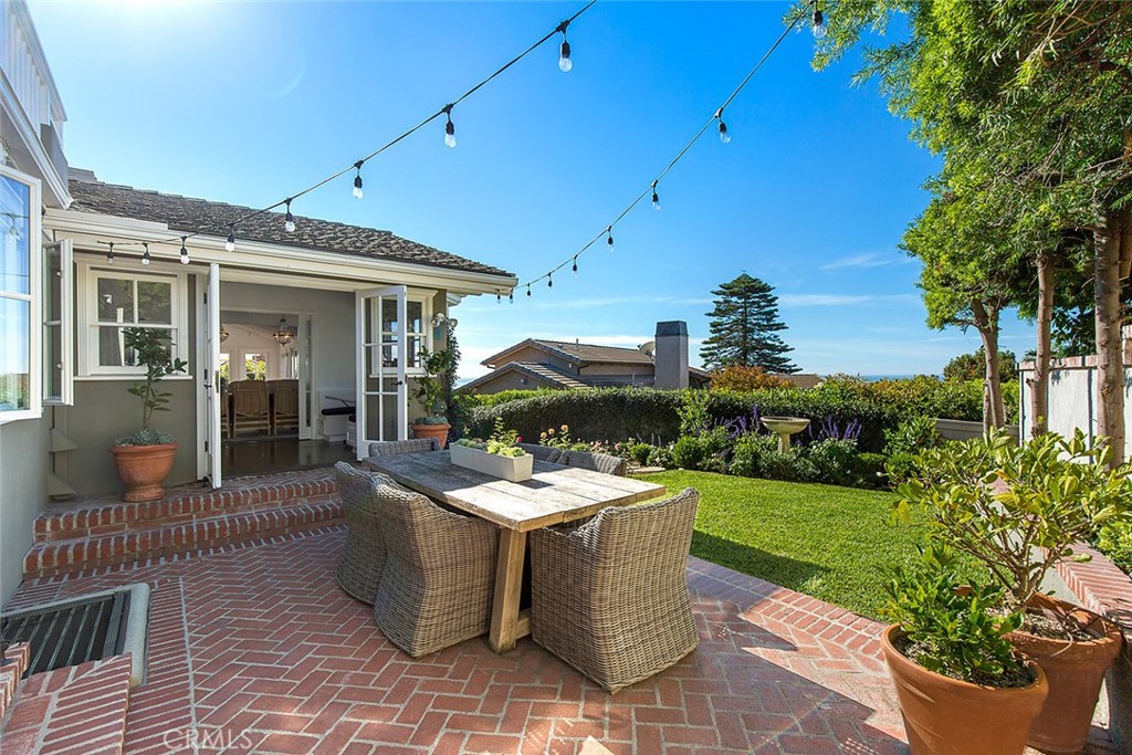 806 Emerald Bay Property Photo 4