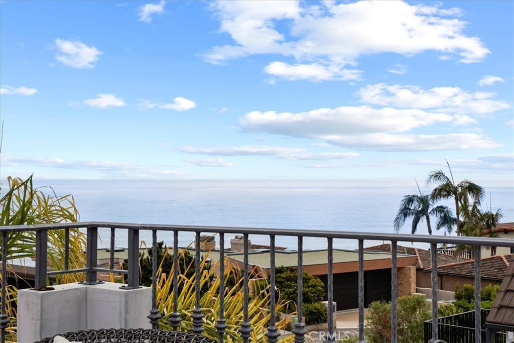 1920 Ocean Way Property Photo 2