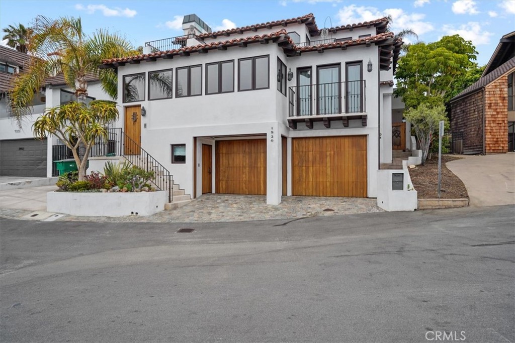 1920 Ocean Way Property Photo 4