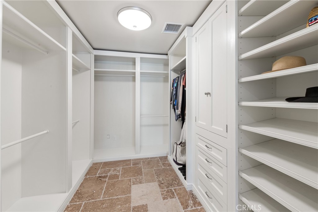 72408 Desert Drive Property Photo 17