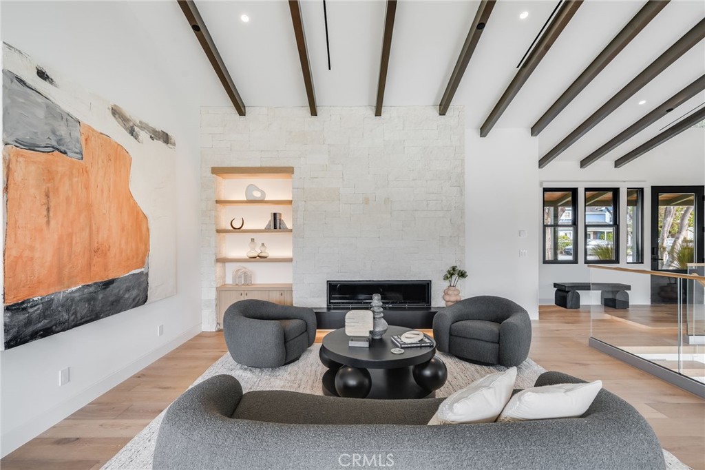 427 Santa Ana Av Property Photo 10