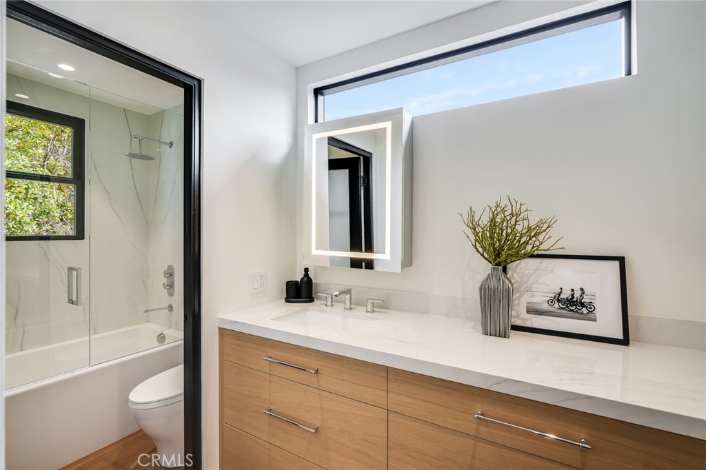 427 Santa Ana Av Property Photo 24